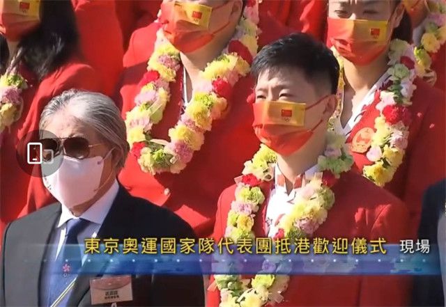 第62分钟，巴洛卡飞铲帕雷德斯脚踝，通过VAR，裁判直接出示红牌罚下巴洛卡第74分钟，R-克里斯滕森禁区内变向时被埃尔里奇踢倒，裁判判罚点球。